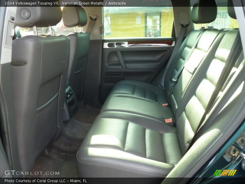 Venetian Green Metallic / Anthracite 2004 Volkswagen Touareg V6