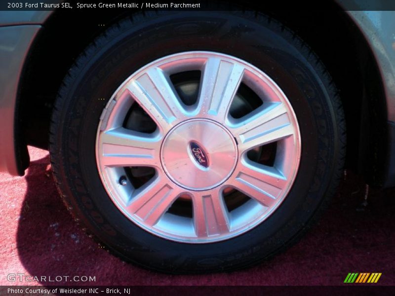  2003 Taurus SEL Wheel