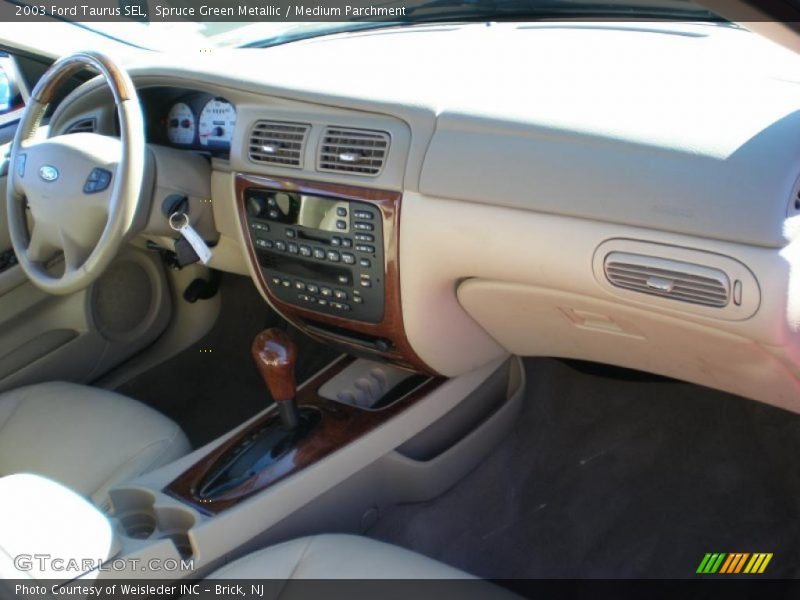Spruce Green Metallic / Medium Parchment 2003 Ford Taurus SEL