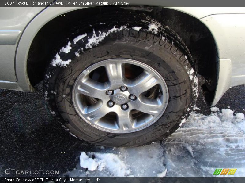 Millenium Silver Metallic / Ash Gray 2007 Toyota Highlander V6 4WD