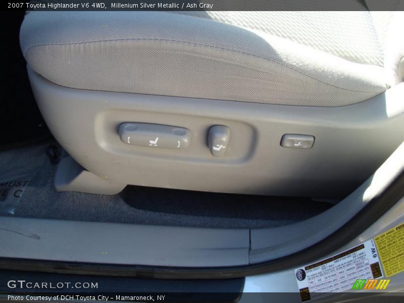 Millenium Silver Metallic / Ash Gray 2007 Toyota Highlander V6 4WD