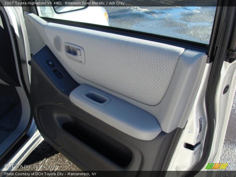 Millenium Silver Metallic / Ash Gray 2007 Toyota Highlander V6 4WD