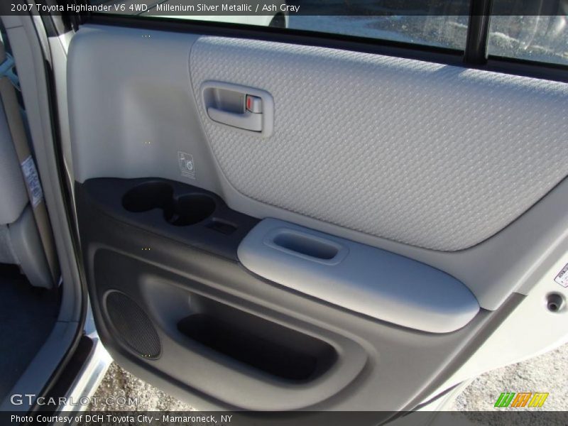 Millenium Silver Metallic / Ash Gray 2007 Toyota Highlander V6 4WD