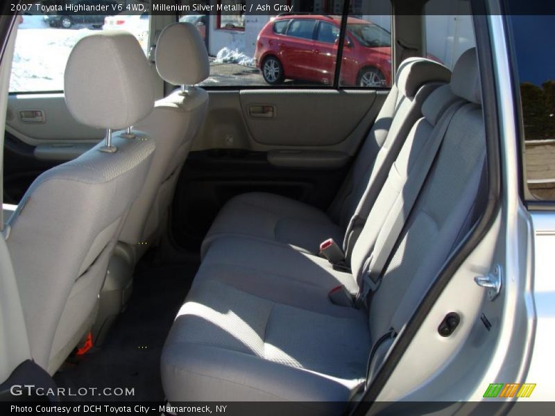 Millenium Silver Metallic / Ash Gray 2007 Toyota Highlander V6 4WD