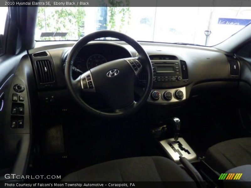 Ebony Black / Black 2010 Hyundai Elantra SE