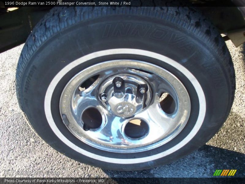 Stone White / Red 1996 Dodge Ram Van 2500 Passenger Conversion
