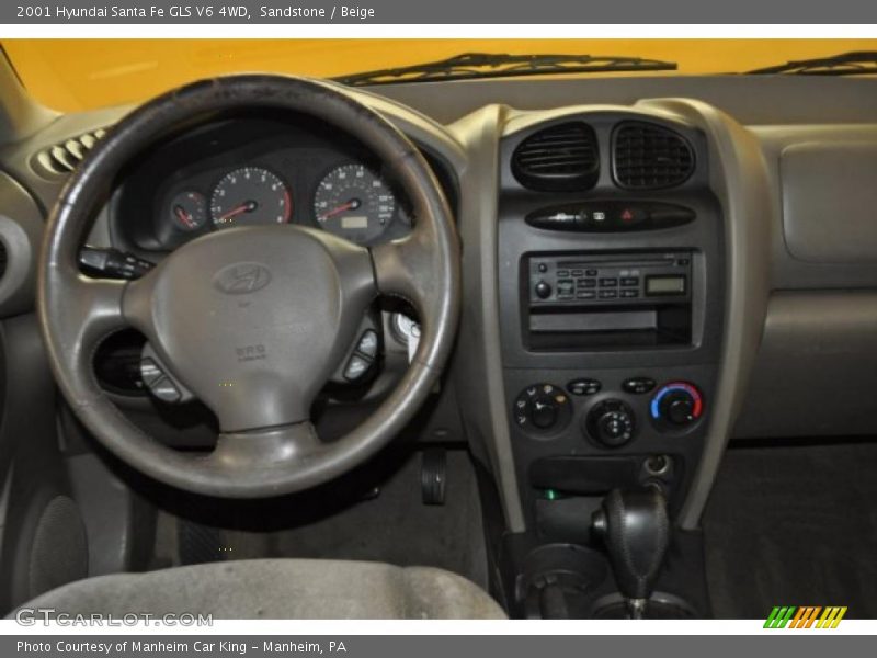 Dashboard of 2001 Santa Fe GLS V6 4WD