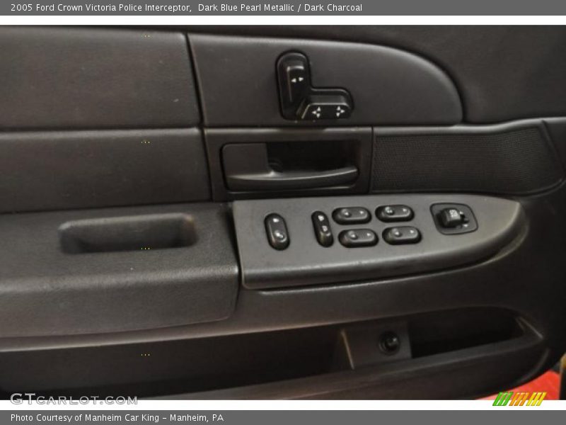 Dark Blue Pearl Metallic / Dark Charcoal 2005 Ford Crown Victoria Police Interceptor