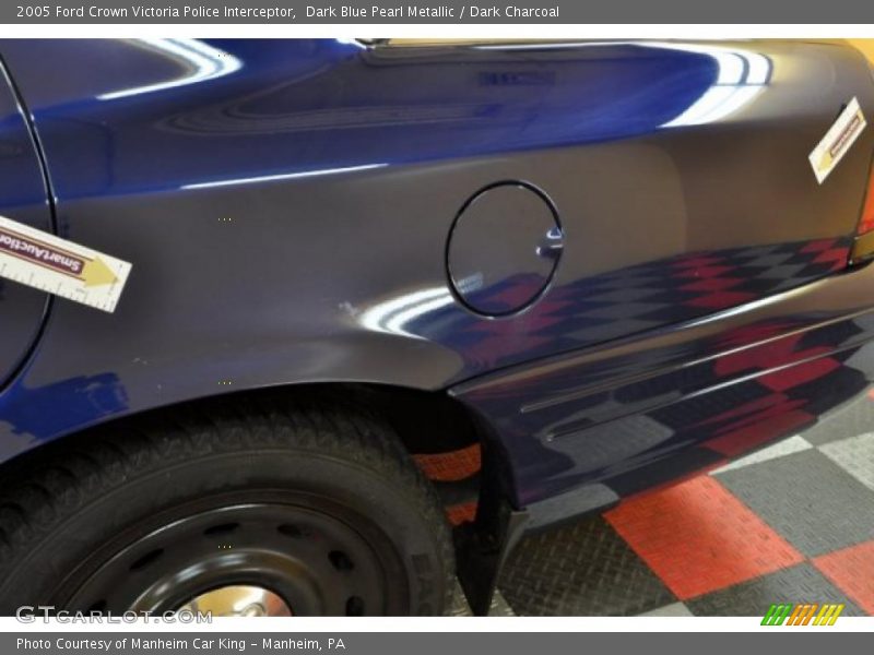 Dark Blue Pearl Metallic / Dark Charcoal 2005 Ford Crown Victoria Police Interceptor