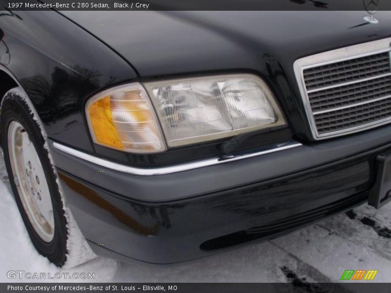 Black / Grey 1997 Mercedes-Benz C 280 Sedan