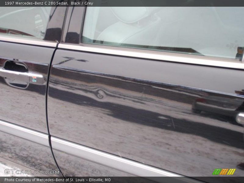 Black / Grey 1997 Mercedes-Benz C 280 Sedan