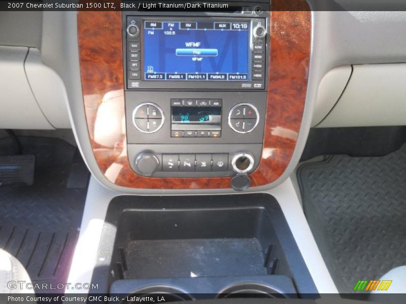 Black / Light Titanium/Dark Titanium 2007 Chevrolet Suburban 1500 LTZ