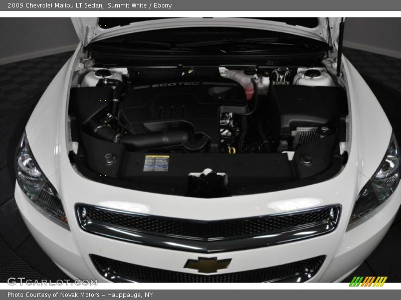Summit White / Ebony 2009 Chevrolet Malibu LT Sedan