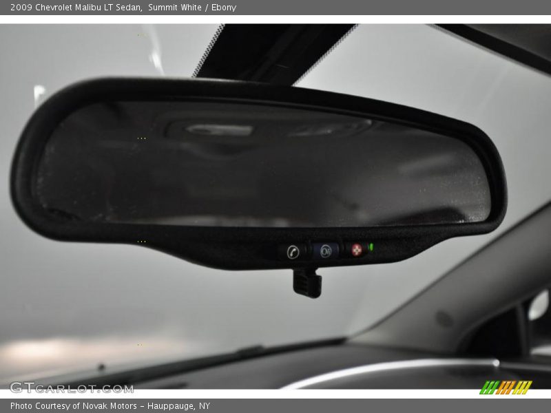 Summit White / Ebony 2009 Chevrolet Malibu LT Sedan