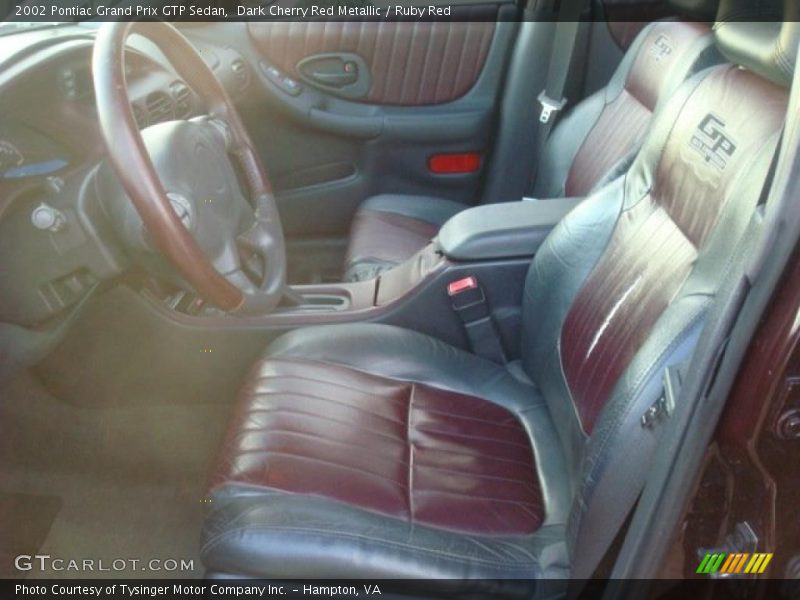  2002 Grand Prix GTP Sedan Ruby Red Interior