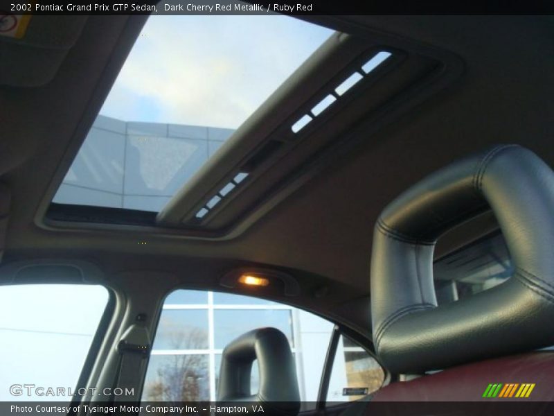 Sunroof of 2002 Grand Prix GTP Sedan