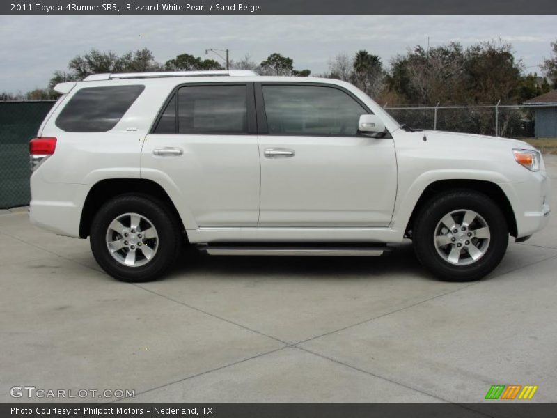 Blizzard White Pearl / Sand Beige 2011 Toyota 4Runner SR5
