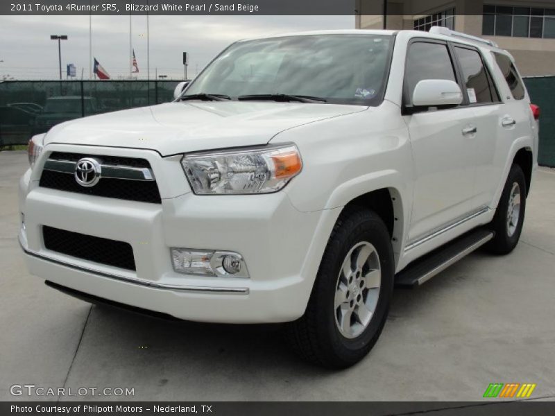 Blizzard White Pearl / Sand Beige 2011 Toyota 4Runner SR5