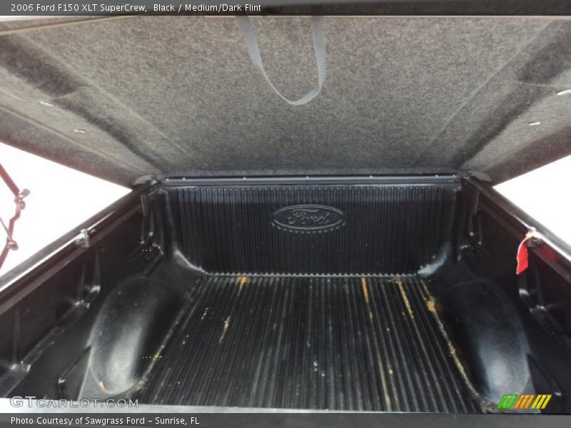 Black / Medium/Dark Flint 2006 Ford F150 XLT SuperCrew