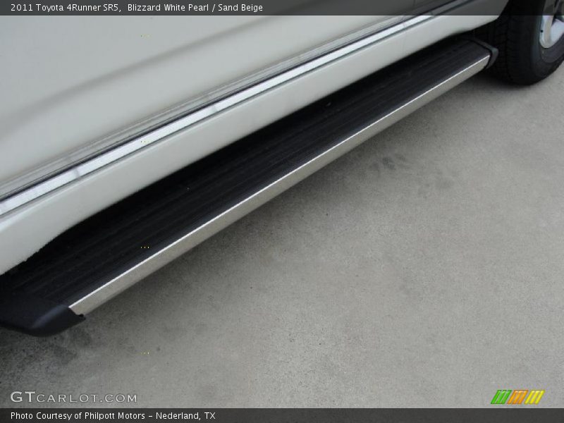 Blizzard White Pearl / Sand Beige 2011 Toyota 4Runner SR5