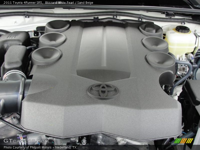 Blizzard White Pearl / Sand Beige 2011 Toyota 4Runner SR5