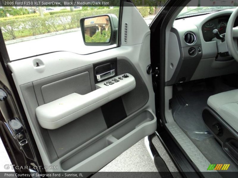 Black / Medium/Dark Flint 2006 Ford F150 XLT SuperCrew