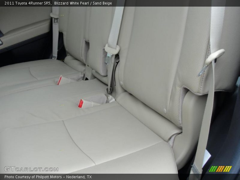 Blizzard White Pearl / Sand Beige 2011 Toyota 4Runner SR5