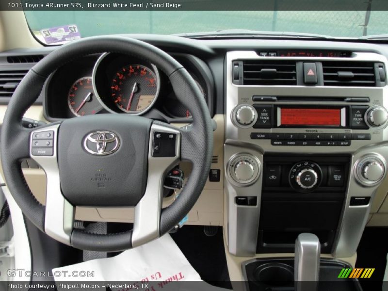 Blizzard White Pearl / Sand Beige 2011 Toyota 4Runner SR5