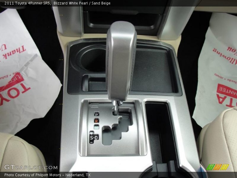Blizzard White Pearl / Sand Beige 2011 Toyota 4Runner SR5