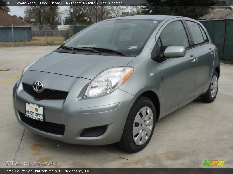 Meteorite Metallic / Dark Charcoal 2011 Toyota Yaris 5 Door Liftback