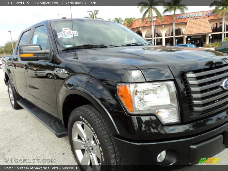 Tuxedo Black / Black 2010 Ford F150 FX2 SuperCrew
