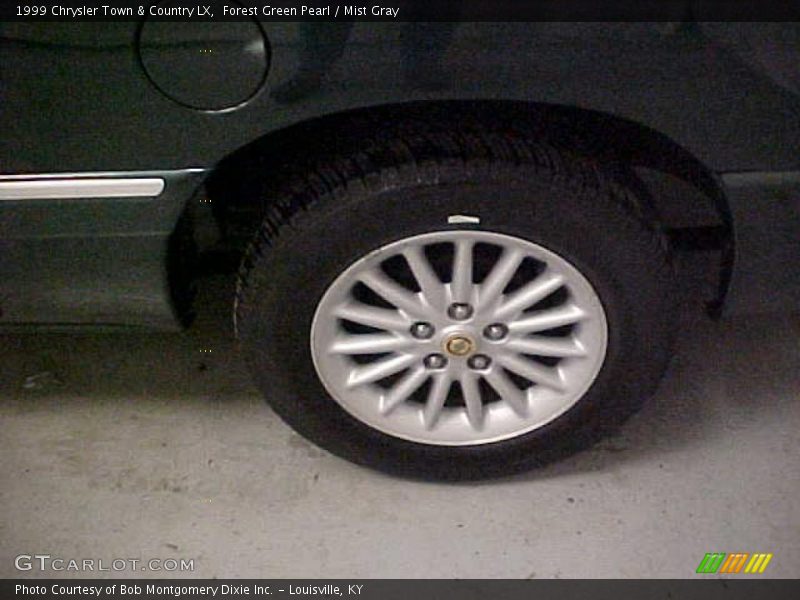  1999 Town & Country LX Wheel