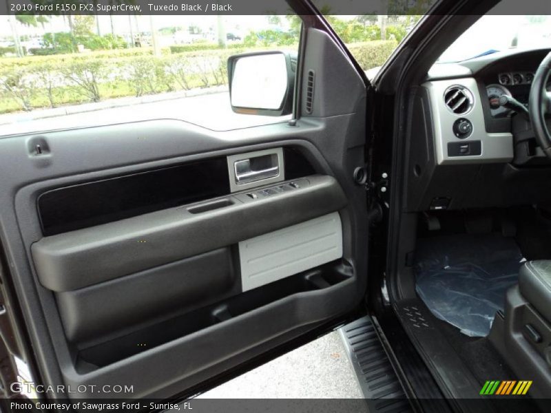 Tuxedo Black / Black 2010 Ford F150 FX2 SuperCrew