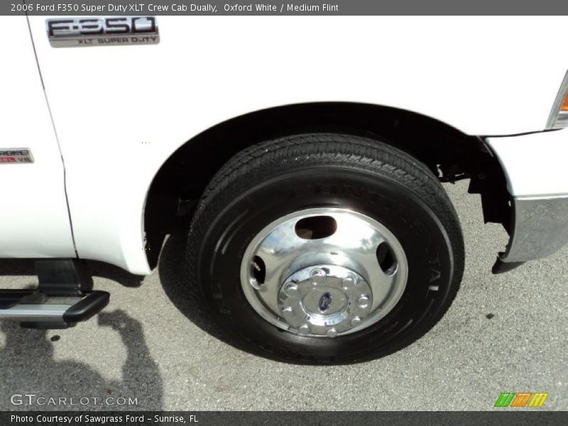 Oxford White / Medium Flint 2006 Ford F350 Super Duty XLT Crew Cab Dually