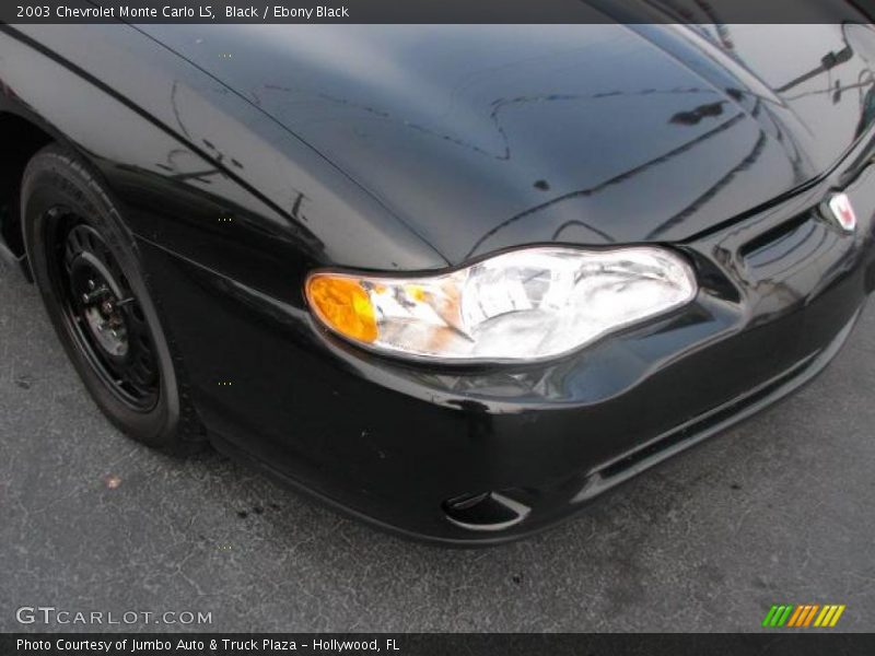 Black / Ebony Black 2003 Chevrolet Monte Carlo LS