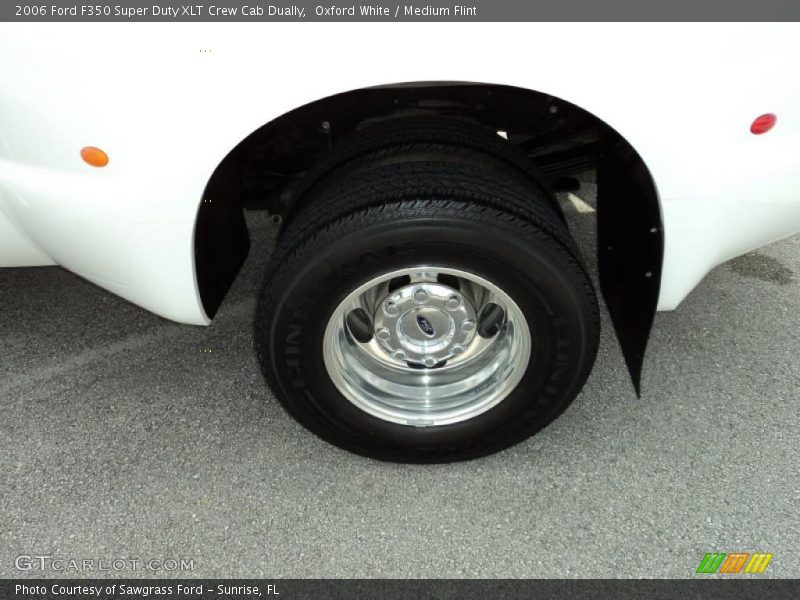 Oxford White / Medium Flint 2006 Ford F350 Super Duty XLT Crew Cab Dually