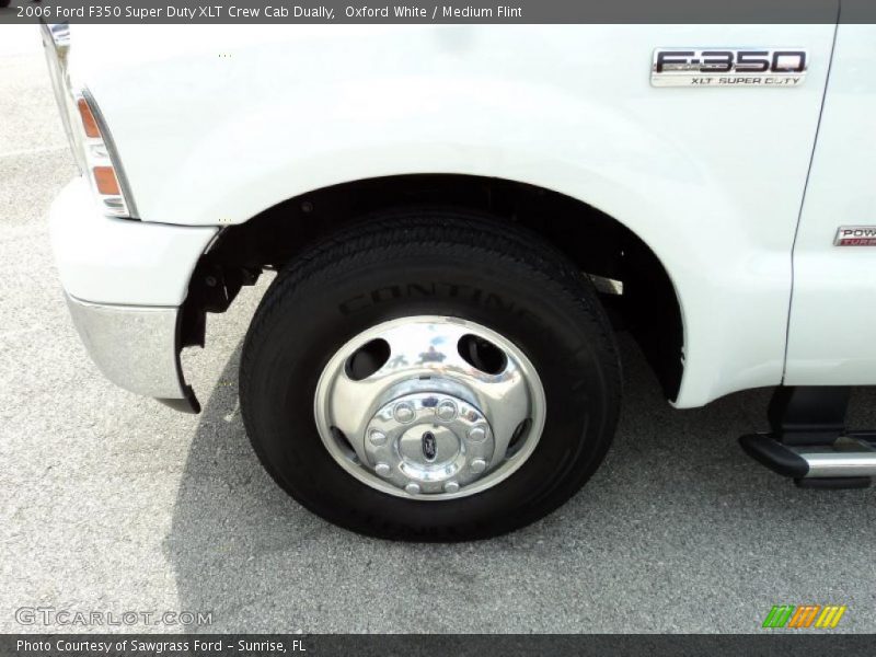 Oxford White / Medium Flint 2006 Ford F350 Super Duty XLT Crew Cab Dually