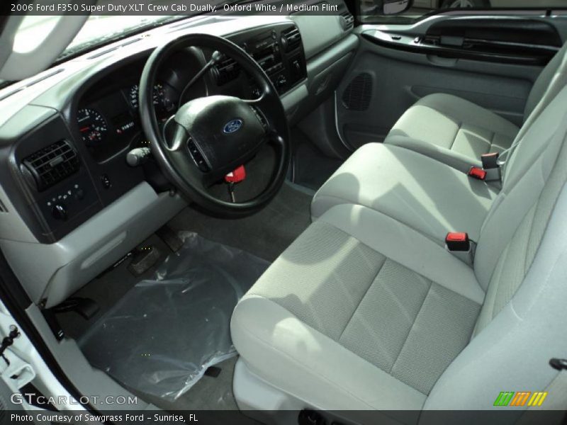Oxford White / Medium Flint 2006 Ford F350 Super Duty XLT Crew Cab Dually
