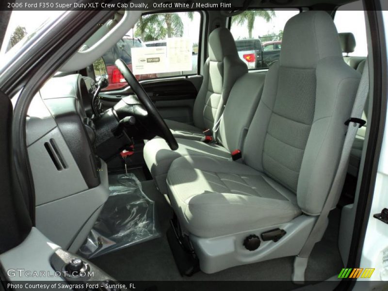 Oxford White / Medium Flint 2006 Ford F350 Super Duty XLT Crew Cab Dually