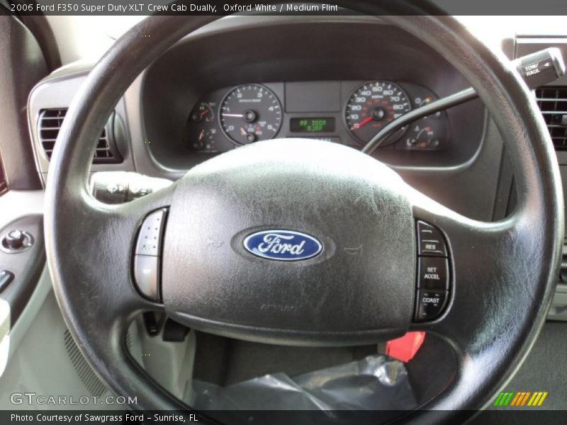 Oxford White / Medium Flint 2006 Ford F350 Super Duty XLT Crew Cab Dually