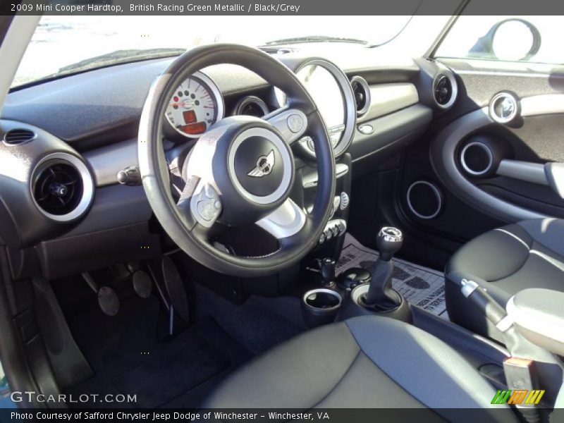 British Racing Green Metallic / Black/Grey 2009 Mini Cooper Hardtop