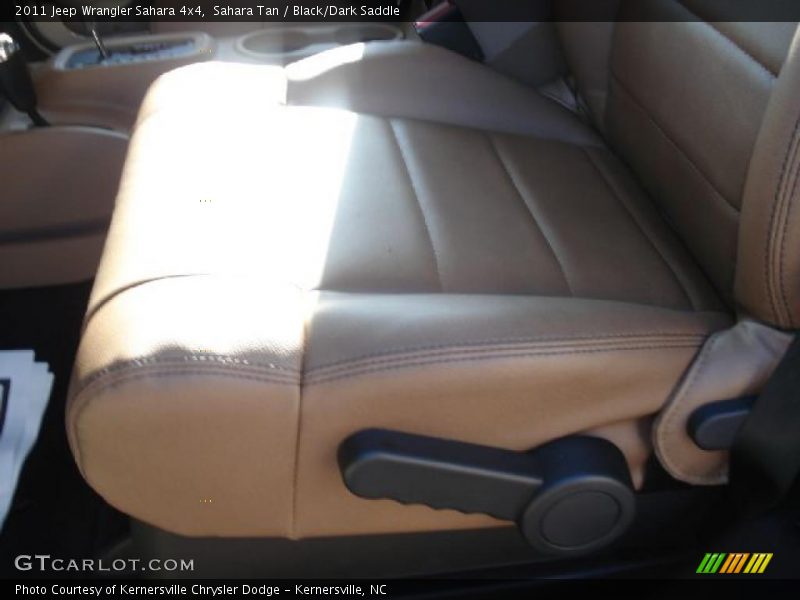 Sahara Tan / Black/Dark Saddle 2011 Jeep Wrangler Sahara 4x4