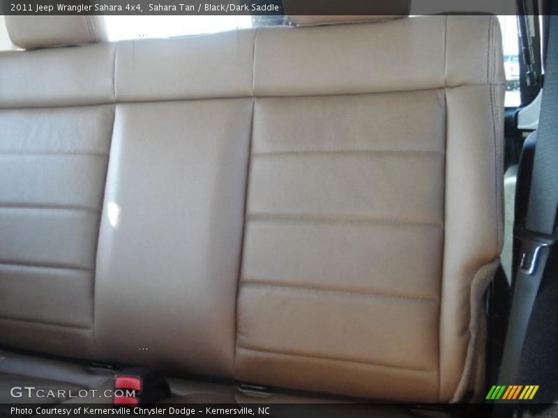 Sahara Tan / Black/Dark Saddle 2011 Jeep Wrangler Sahara 4x4
