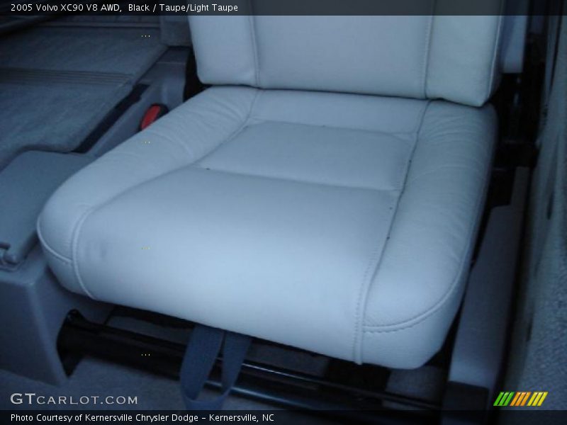 Black / Taupe/Light Taupe 2005 Volvo XC90 V8 AWD