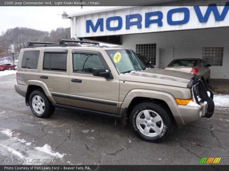 Light Khaki Metallic / Khaki 2006 Jeep Commander 4x4