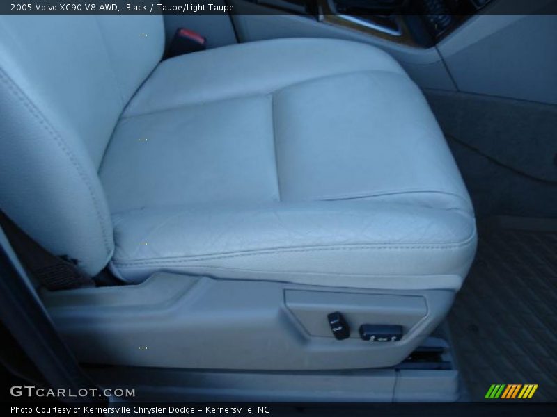 Black / Taupe/Light Taupe 2005 Volvo XC90 V8 AWD