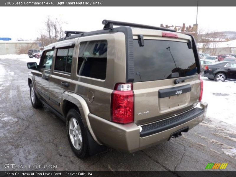 Light Khaki Metallic / Khaki 2006 Jeep Commander 4x4