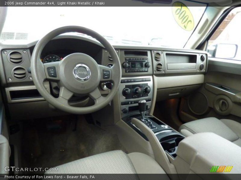 Light Khaki Metallic / Khaki 2006 Jeep Commander 4x4