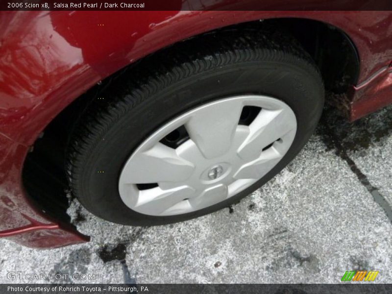Salsa Red Pearl / Dark Charcoal 2006 Scion xB