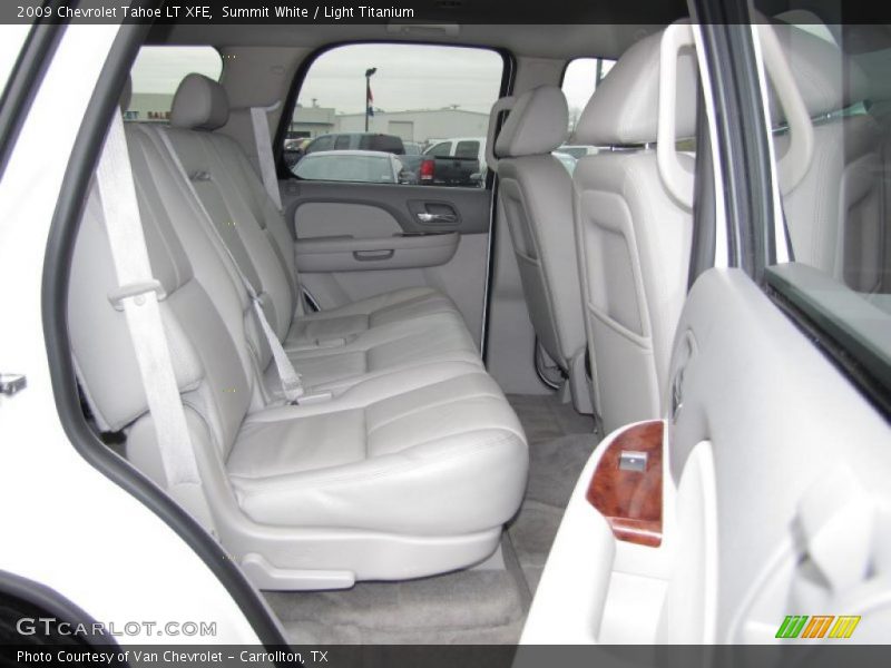 Summit White / Light Titanium 2009 Chevrolet Tahoe LT XFE